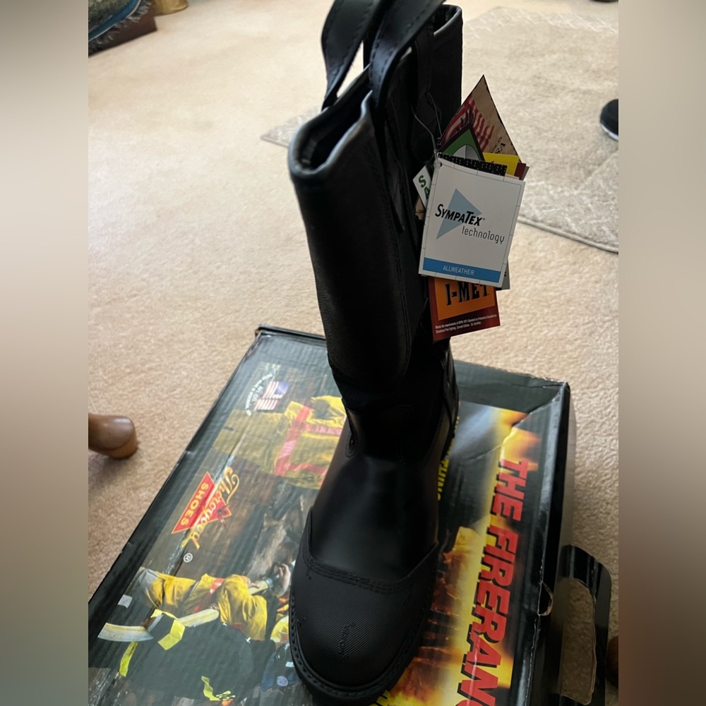 NIB Thorogood Hellfire Bunker Boots